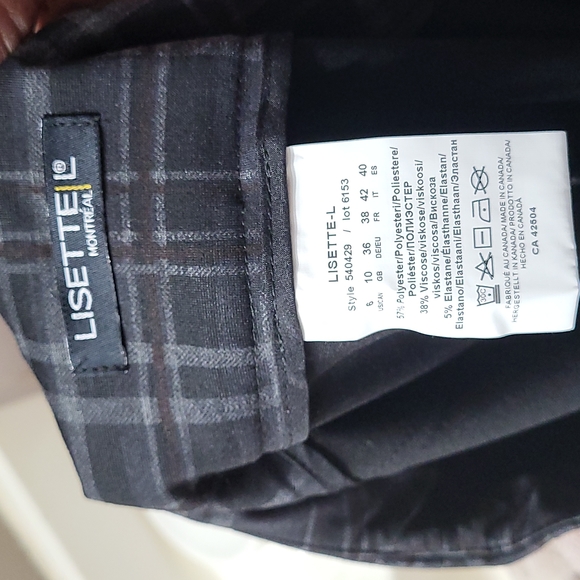 Nwt  Grey black with burgundy plaid skirt - Picture 4 of 4